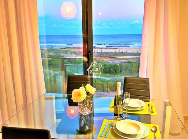 Appartement de Plage de 2 chambres à louer à La Mata, Torrevieja avec piscine - 1 500 € (Ref: 9719319)