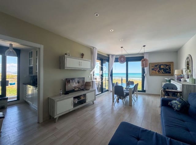 2 bedroom Beach Apartment for rent in La Mata, Torrevieja with pool garage - € 1,500 (Ref: 9719319)