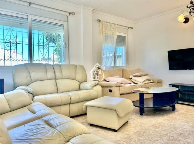 4 slaapkamer Villa te huur in El Chaparral, Torrevieja - € 1.750 (Ref: 9726223)