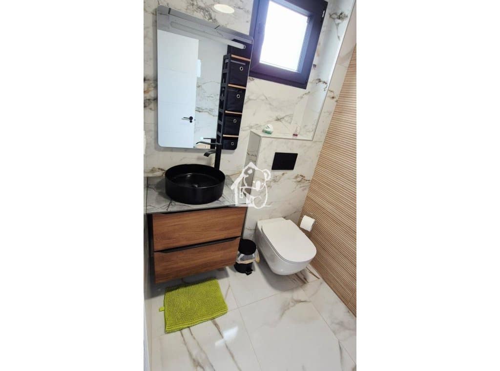 5 bedroom Townhouse for rent in Torrevieja - € 2,300 (Ref: 9726224)