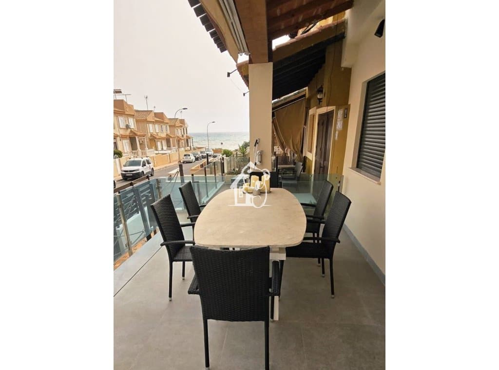 5 bedroom Townhouse for rent in Torrevieja - € 2,300 (Ref: 9726224)
