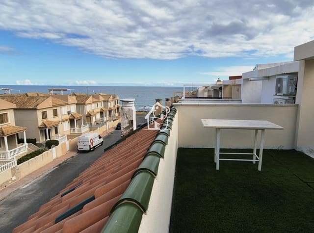 5 bedroom Townhouse for rent in Miramar - Torre del Moro, Torrevieja - € 2,300 (Ref: 9726224)