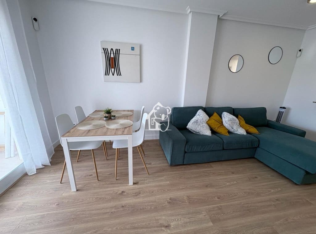 2 bedroom Beach Apartment for rent in La Mata with pool garage - € 950 (Ref: 9726225)