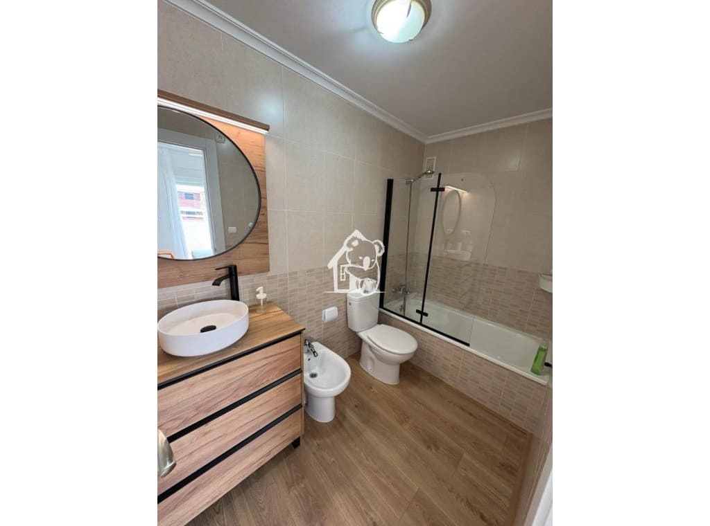 2 bedroom Beach Apartment for rent in La Mata with pool garage - € 950 (Ref: 9726225)