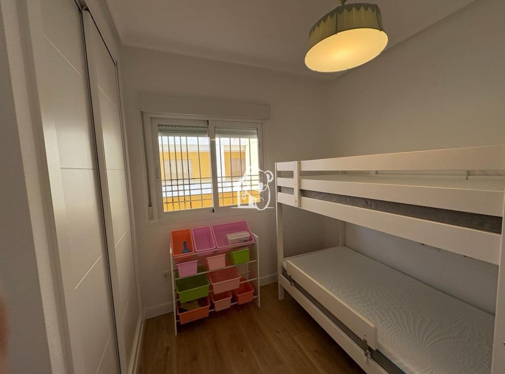 2 bedroom Beach Apartment for rent in La Mata with pool garage - € 950 (Ref: 9726225)