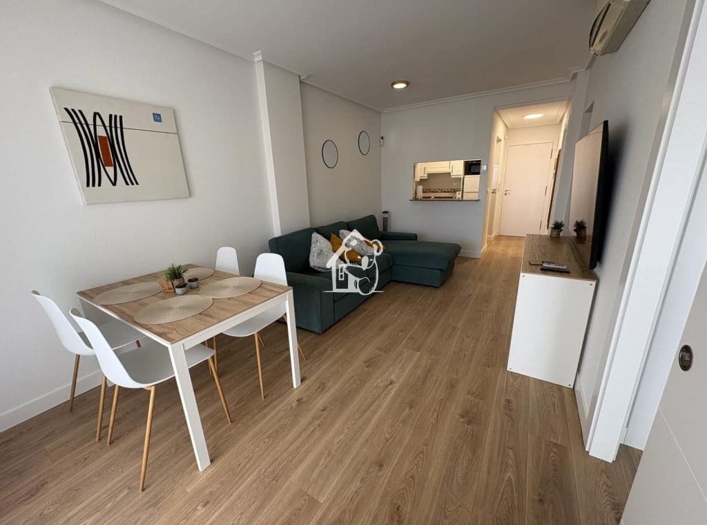 2 bedroom Beach Apartment for rent in La Mata with pool garage - € 950 (Ref: 9726225)