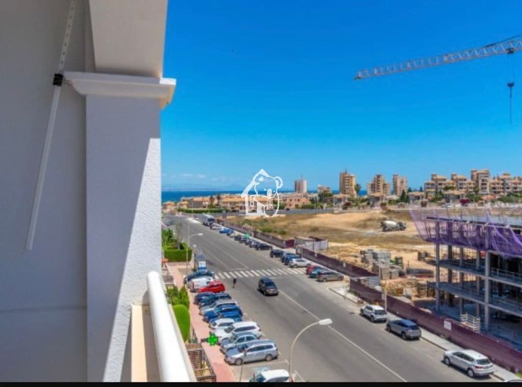 2 bedroom Beach Apartment for rent in La Mata with pool garage - € 950 (Ref: 9726225)