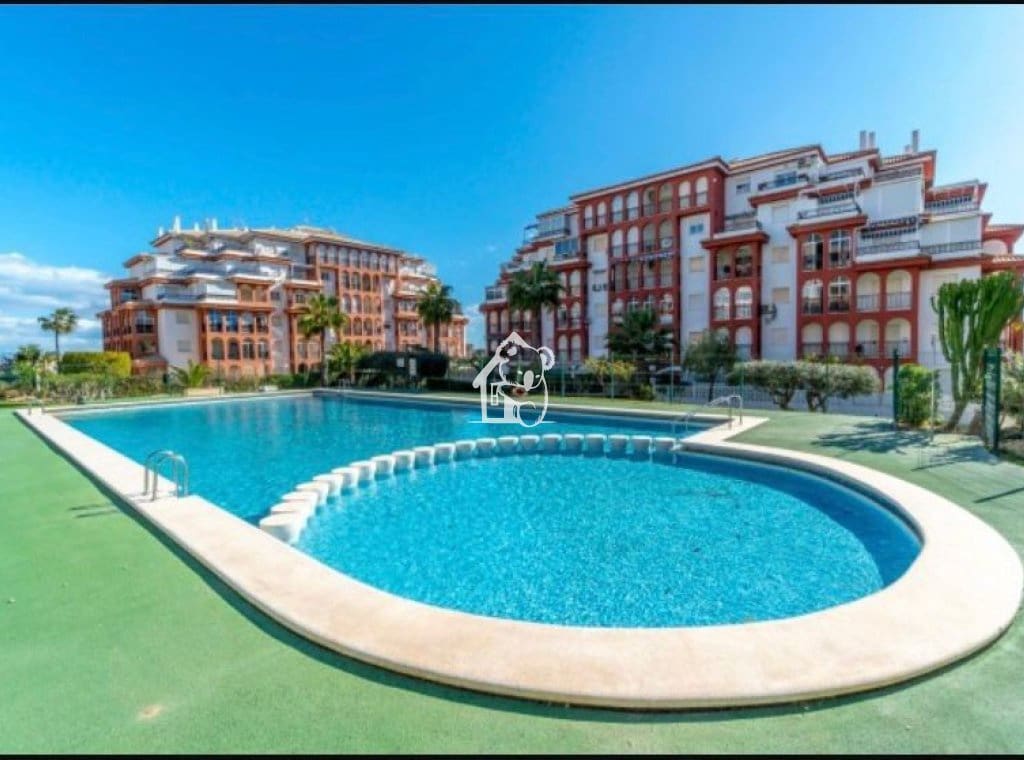 2 bedroom Beach Apartment for rent in La Mata with pool garage - € 950 (Ref: 9726225)