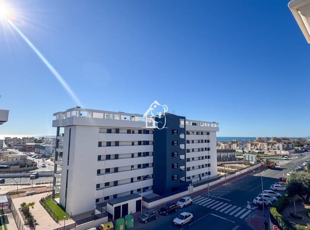 2 soverom Strandleiligheter til leie i La Mata, Torrevieja med svømmebasseng garasje - € 950 (Ref: 9726225)