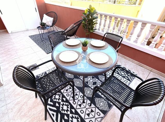 1 slaapkamer Strandappartement te huur in Centro, Torrevieja - € 850 (Ref: 9731499)