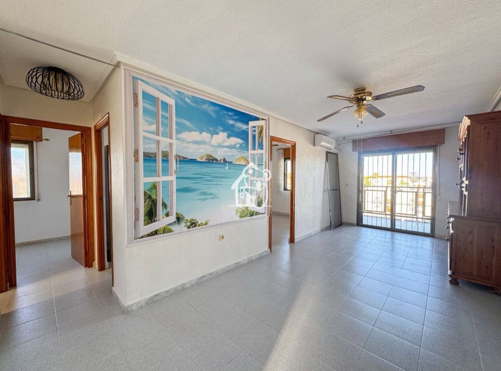 3 bedroom Apartment for rent in Torrevieja - € 900 (Ref: 9731501)