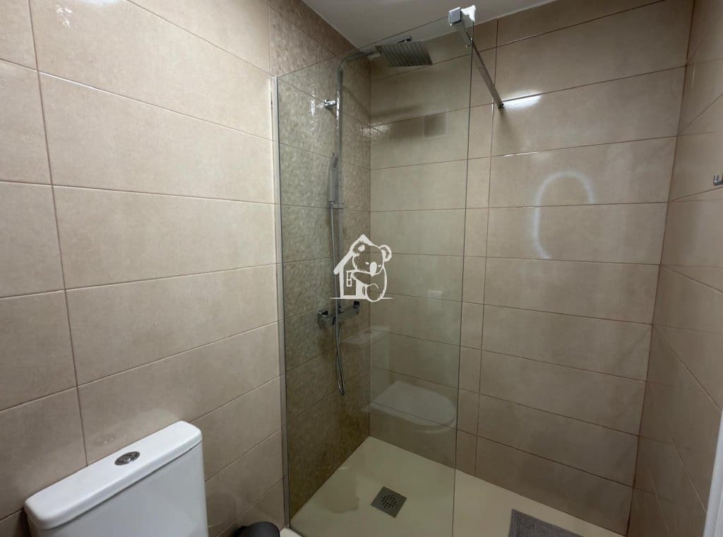 2 bedroom Beach Apartment for rent in Torrevieja - € 950 (Ref: 9731578)