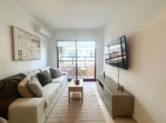 2 quarto Apartamento de Praia para arrendar em Centro - Muelle Pesquero, Torrevieja - 950 € (Ref: 9731578)