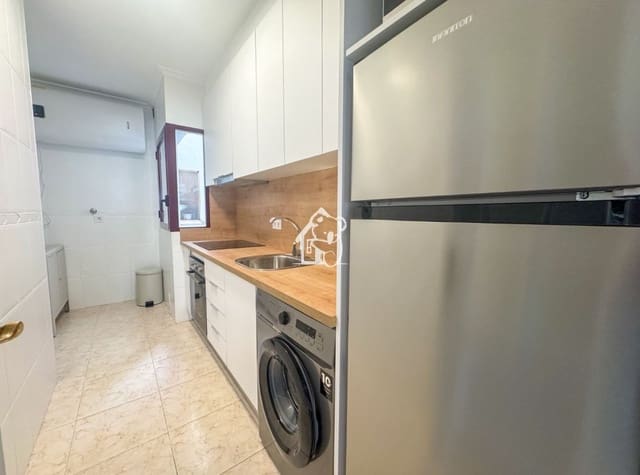 2 quarto Apartamento de Praia para arrendar em Centro - Muelle Pesquero, Torrevieja - 950 € (Ref: 9731578)