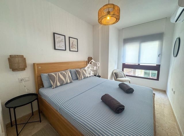 2 quarto Apartamento de Praia para arrendar em Centro - Muelle Pesquero, Torrevieja - 950 € (Ref: 9731578)