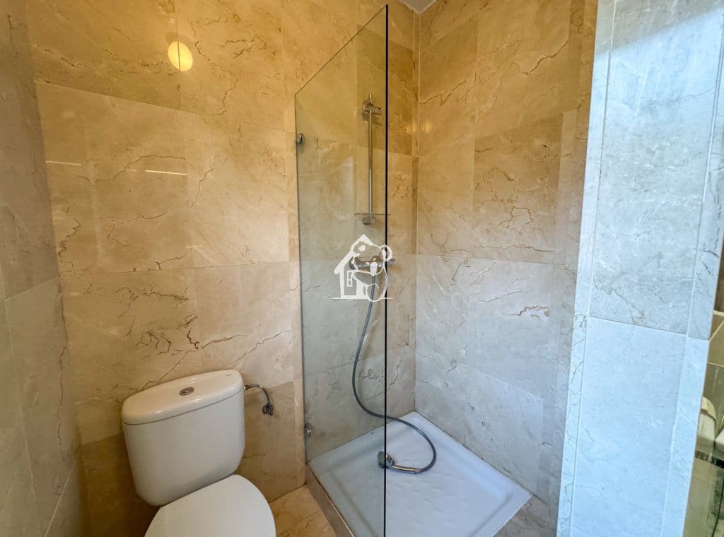 3 bedroom Apartment for rent in Alicante / Alacant city with pool garage - € 1,500 (Ref: 9737724)