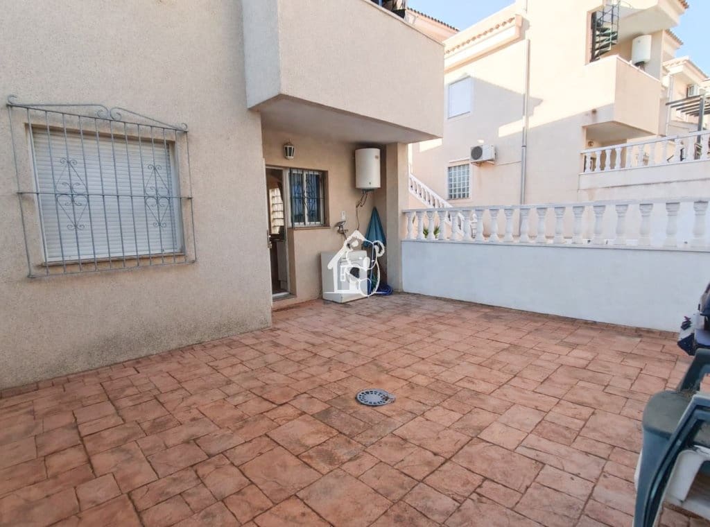 2 soveværelse Bungalow til leje i Pinar de Campoverde med swimmingpool - € 900 (Ref: 9741427)