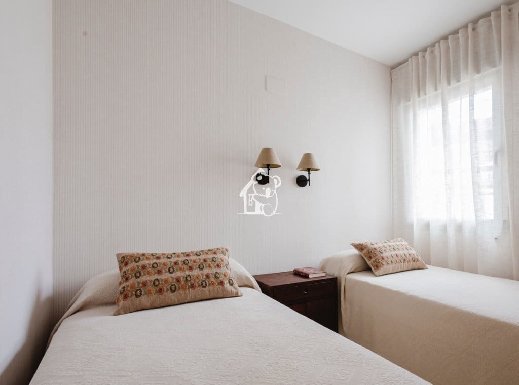 2 bedroom Apartment for rent in Orihuela Costa with pool garage - € 1,950 (Ref: 9741428)