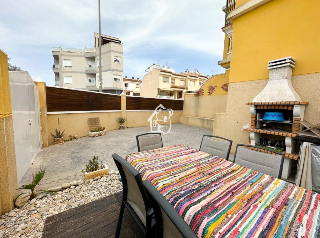 2 soverom Leilighet til leie i Algorfa med svømmebasseng garasje - € 850 (Ref: 9751474)