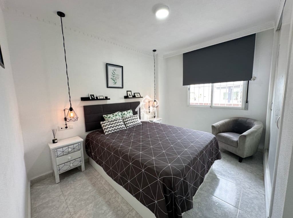 2 soverom Leilighet til leie i Algorfa med svømmebasseng garasje - € 850 (Ref: 9751474)