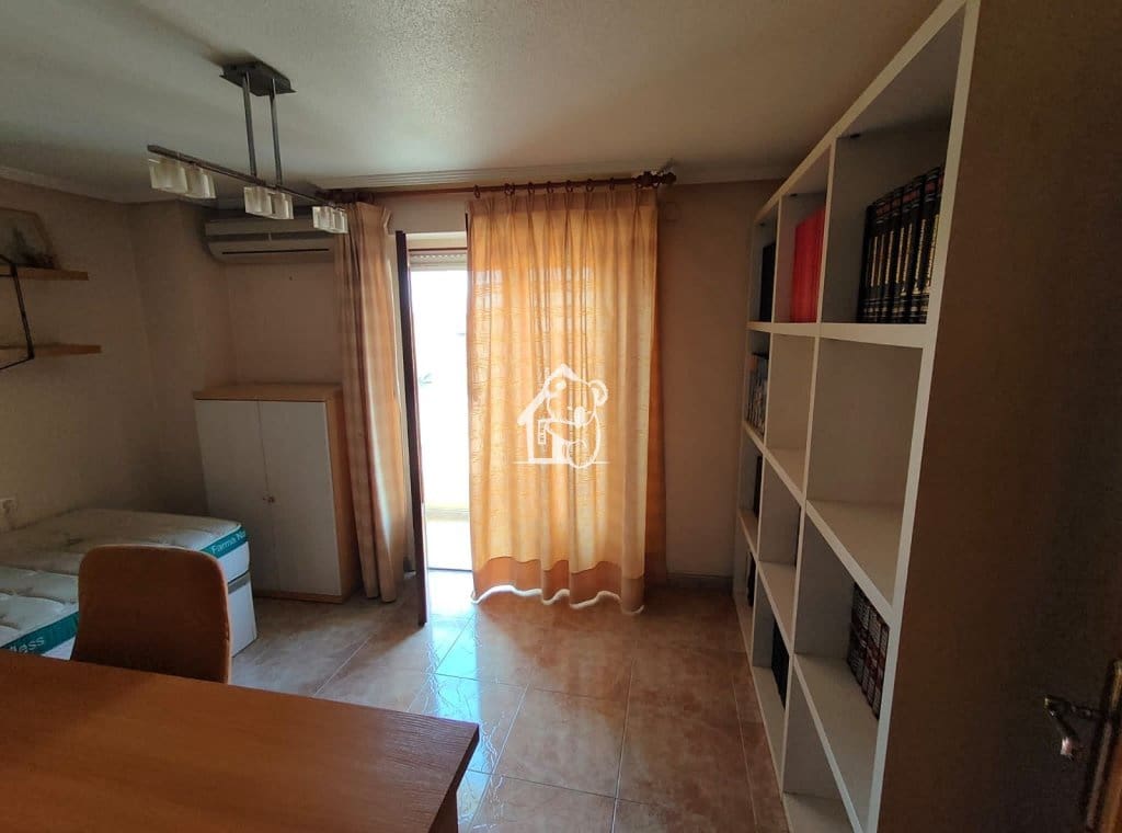 3 makuuhuone Huoneisto vuokrattavana paikassa Rojales - 900 € (Ref: 9751476)