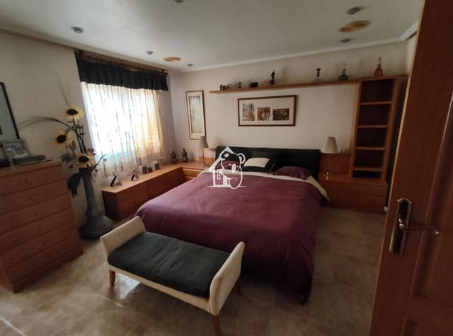 3 makuuhuone Huoneisto vuokrattavana paikassa Rojales - 900 € (Ref: 9751476)