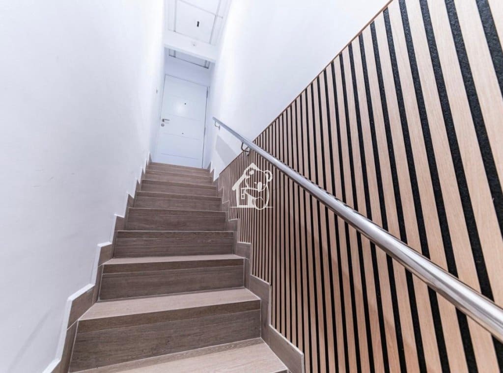 2 bedroom Apartment for rent in Torrevieja with garage - € 900 (Ref: 9755090)