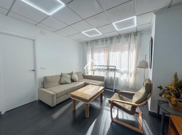 2 bedroom Apartment for rent in Centro - Muelle Pesquero, Torrevieja with garage - € 900 (Ref: 9755090)