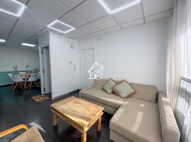 2 bedroom Apartment for rent in Centro - Muelle Pesquero, Torrevieja with garage - € 900 (Ref: 9755090)