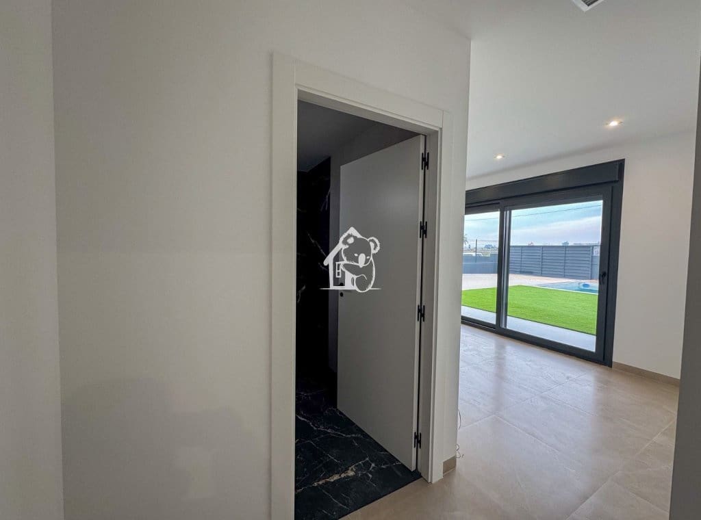 3 soverom Villa til salgs i Ciudad Quesada med svømmebasseng - € 550 000 (Ref: 9758335)