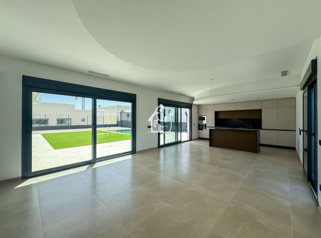 3 slaapkamer Villa te koop in Algorfa met zwembad - € 675.000 (Ref: 9758336)