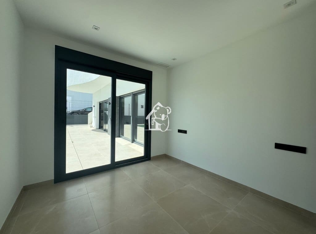3 slaapkamer Villa te koop in Algorfa met zwembad - € 675.000 (Ref: 9758336)