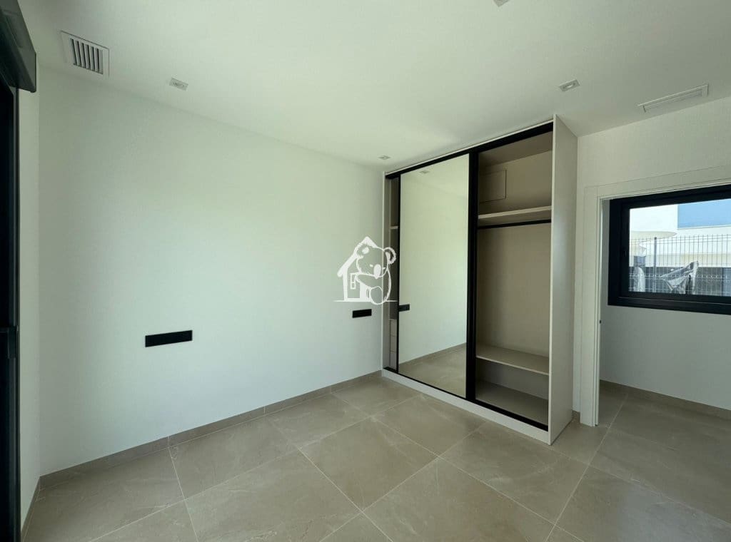 3 slaapkamer Villa te koop in Algorfa met zwembad - € 675.000 (Ref: 9758336)