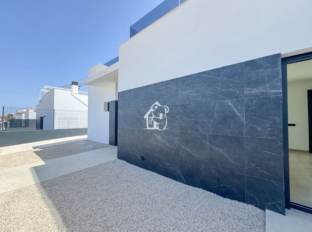 3 slaapkamer Villa te koop in Algorfa met zwembad - € 675.000 (Ref: 9758336)