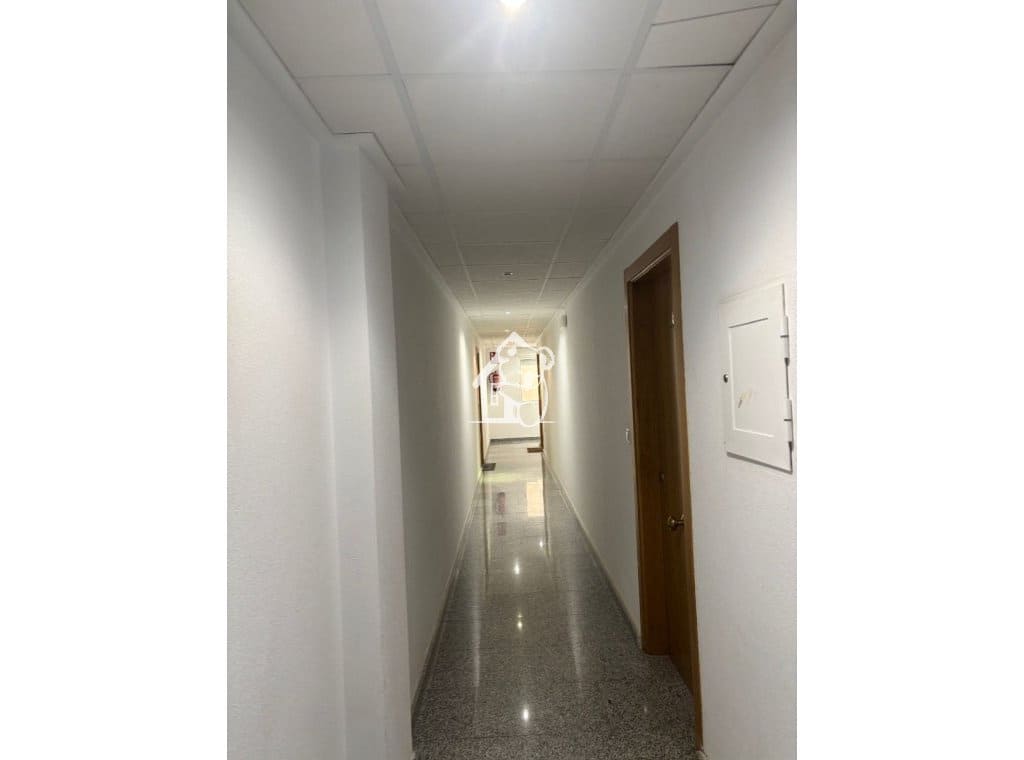 2 soverom Leilighet til salgs i Benijofar med svømmebasseng garasje - € 140 000 (Ref: 9758337)