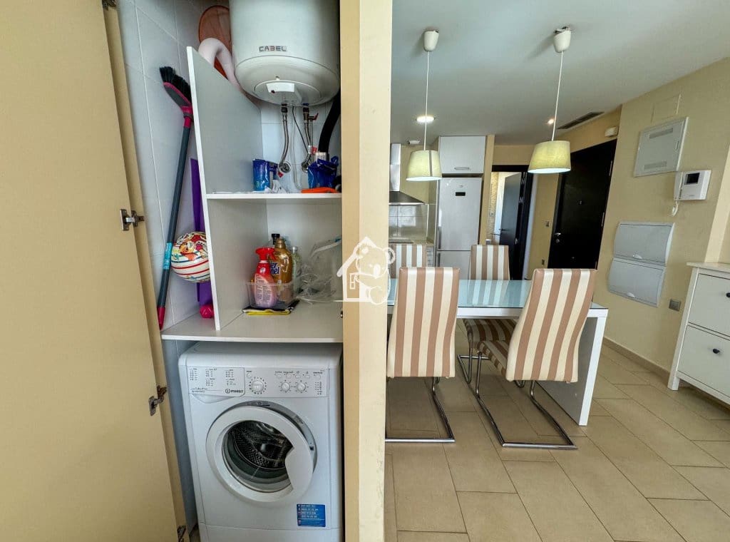 2 bedroom Apartment for sale in Torrevieja with pool - € 350,000 (Ref: 9761584)