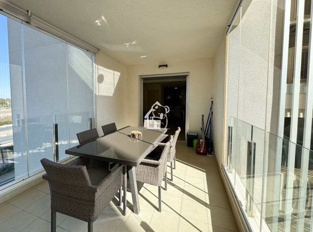 2 bedroom Apartment for sale in Torrevieja with pool - € 350,000 (Ref: 9761584)