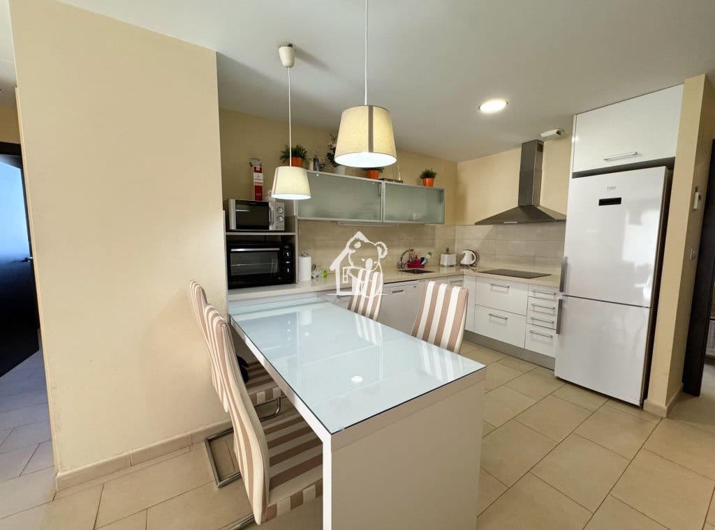 2 bedroom Apartment for sale in Torrevieja with pool - € 350,000 (Ref: 9761584)