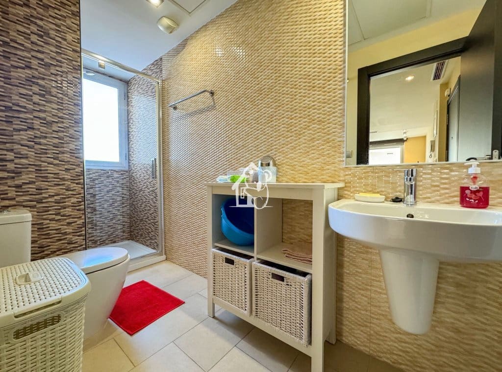 2 bedroom Apartment for sale in Torrevieja with pool - € 350,000 (Ref: 9761584)