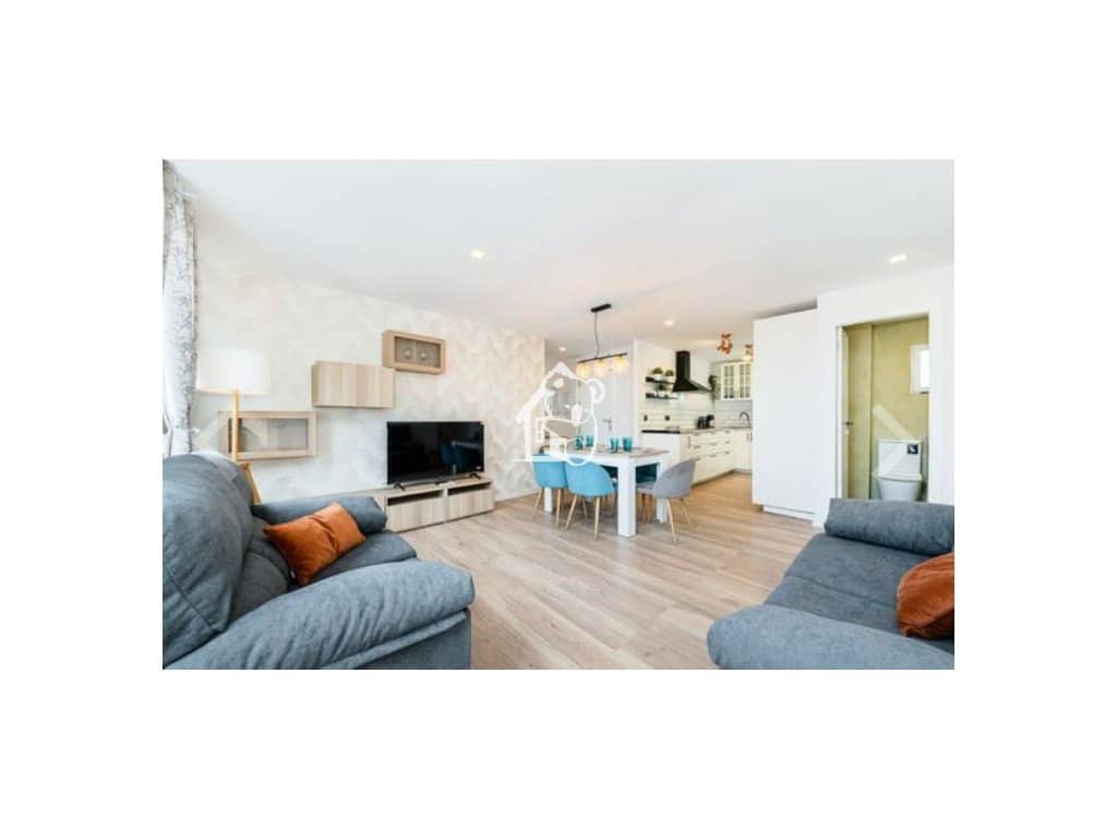 3 slaapkamer Appartement te huur in Torrevieja - € 1.100 (Ref: 9761585)