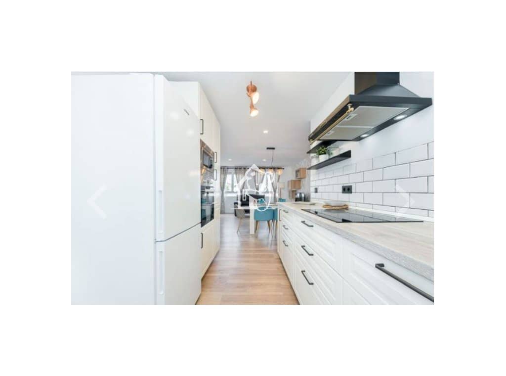 3 slaapkamer Appartement te huur in Torrevieja - € 1.100 (Ref: 9761585)