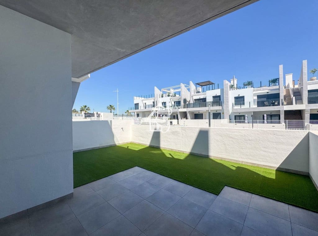 2 slaapkamer Appartement te koop in San Miguel de Salinas met zwembad - € 199.000 (Ref: 9770138)