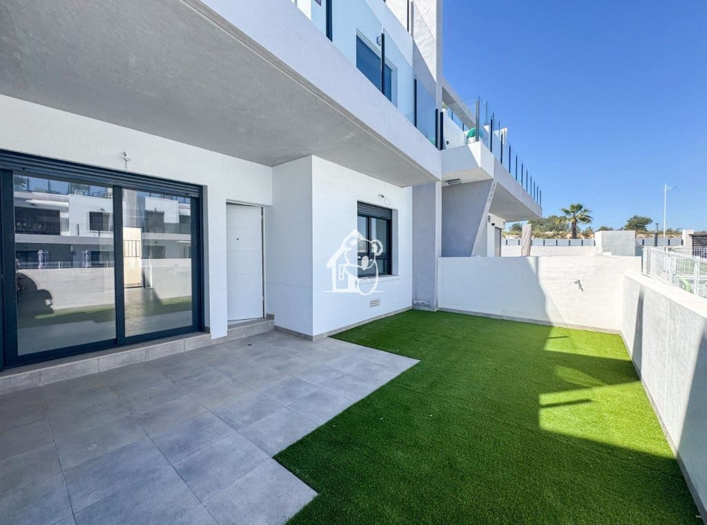 2 slaapkamer Appartement te koop in San Miguel de Salinas met zwembad - € 199.000 (Ref: 9770138)