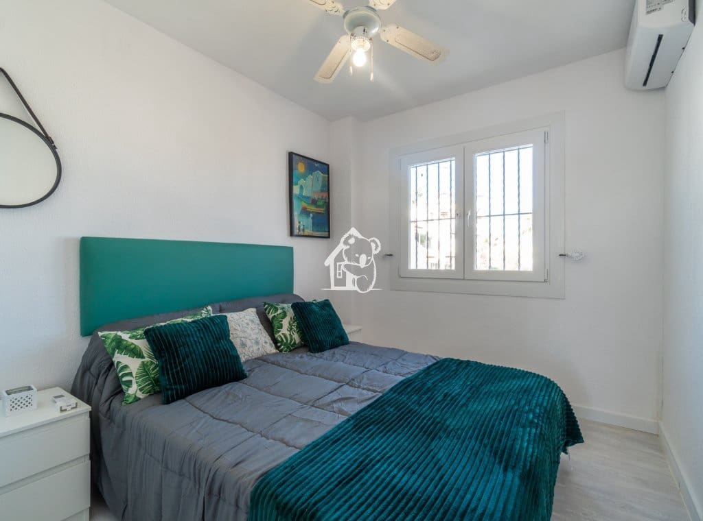 3 soveværelse Byhus til leje i Villamartin med swimmingpool - € 1.600 (Ref: 9772536)