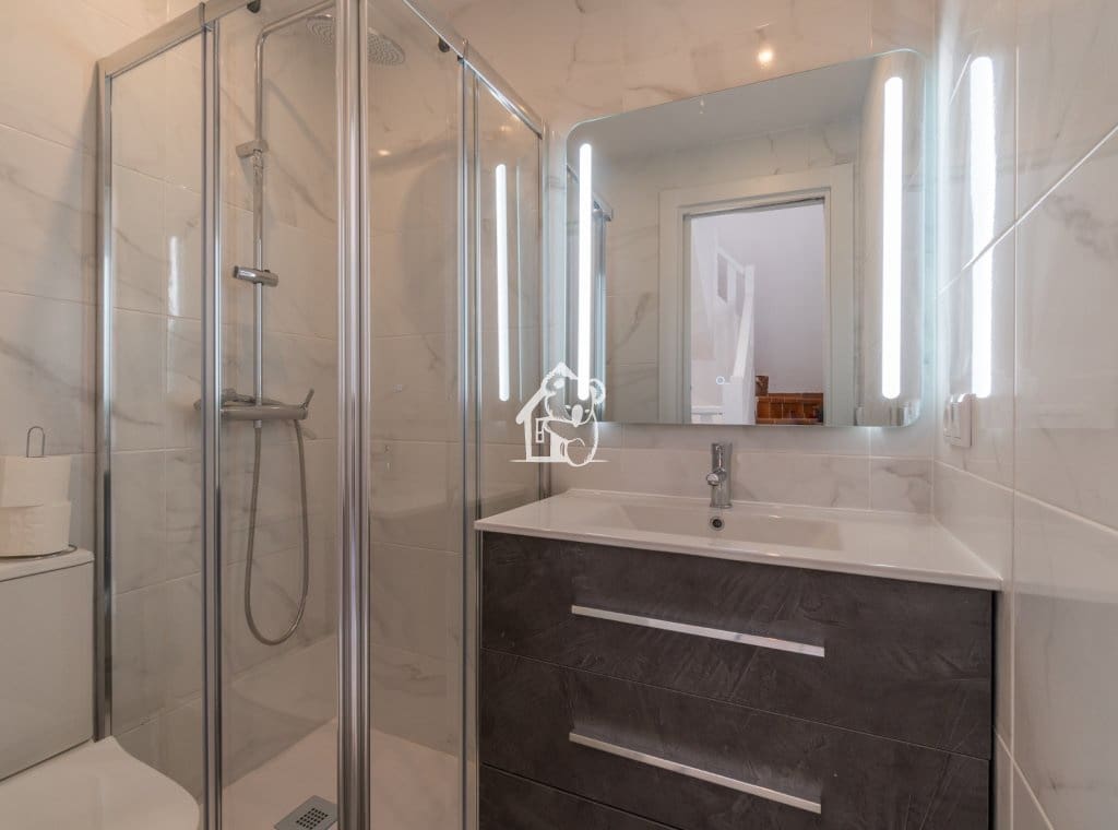 3 soveværelse Byhus til leje i Villamartin med swimmingpool - € 1.600 (Ref: 9772536)