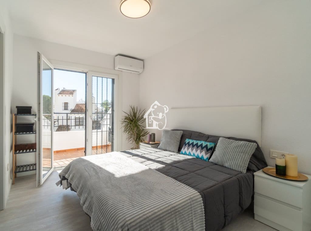 3 soveværelse Byhus til leje i Villamartin med swimmingpool - € 1.600 (Ref: 9772536)