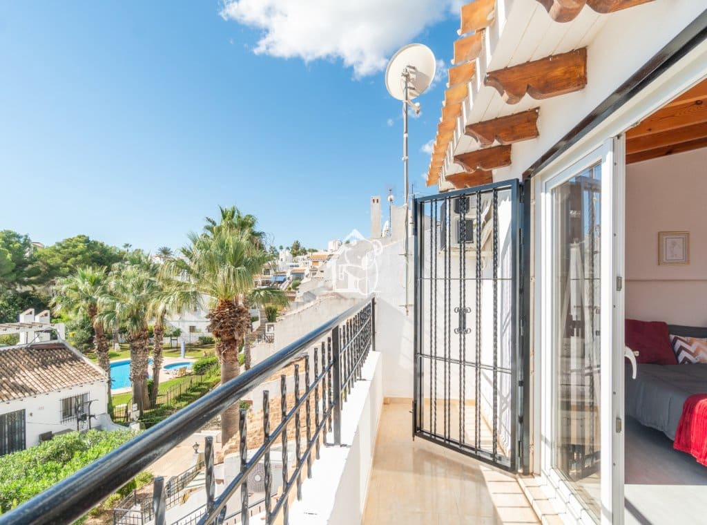 3 soveværelse Byhus til leje i Villamartin med swimmingpool - € 1.600 (Ref: 9772536)