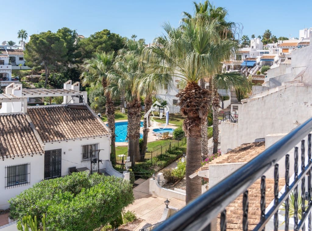 3 soveværelse Byhus til leje i Villamartin med swimmingpool - € 1.600 (Ref: 9772536)