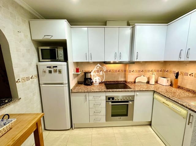 2 soveværelse Lejlighed til leje i Daya Nueva med swimmingpool - € 900 (Ref: 9772540)