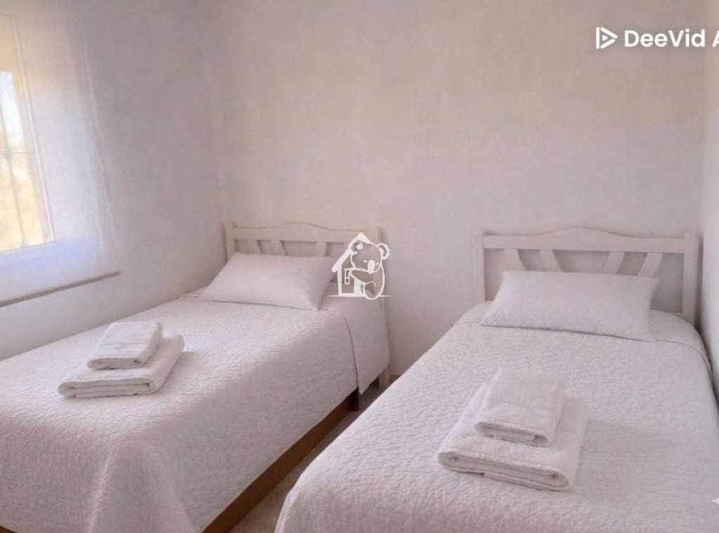 2 bedroom Townhouse for rent in Villamartin with pool garage - € 1,350 (Ref: 9777309)